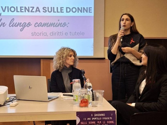 Incontro Violenza sulle donne - Assessora Lisa Maroni e Consigliera Enrica Stefani