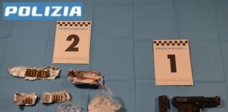 Cocaina, pistola e munizioni: arrestato in centro a Forlì