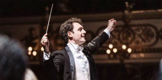 Atmosfere russe e virtuosismo imperdibile per il finale di Metamorphosen
