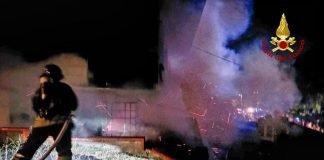 Auto in fiamme a Borello: intervento immediato dei Vigili del Fuoco