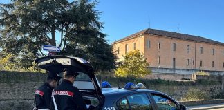 Arrestato a Forlì un 49enne: deve scontare oltre sei anni di carcere per violenza sessuale e droga
